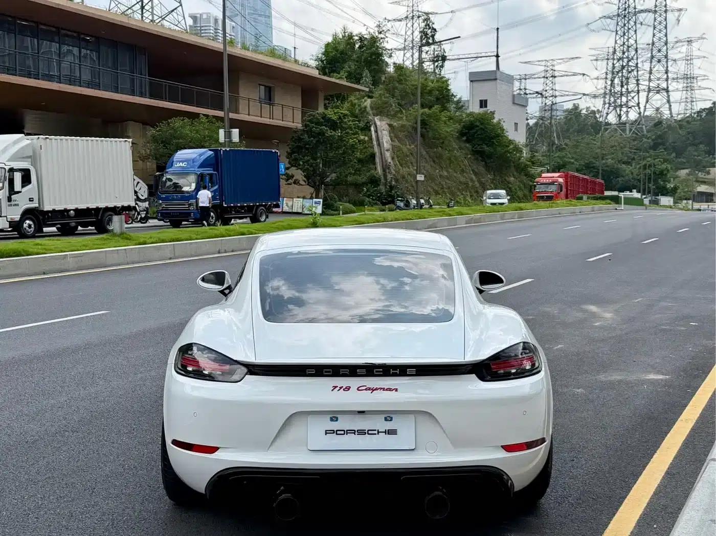 Porsche 718 Cayman 2016 2.0T — миниатюра 6