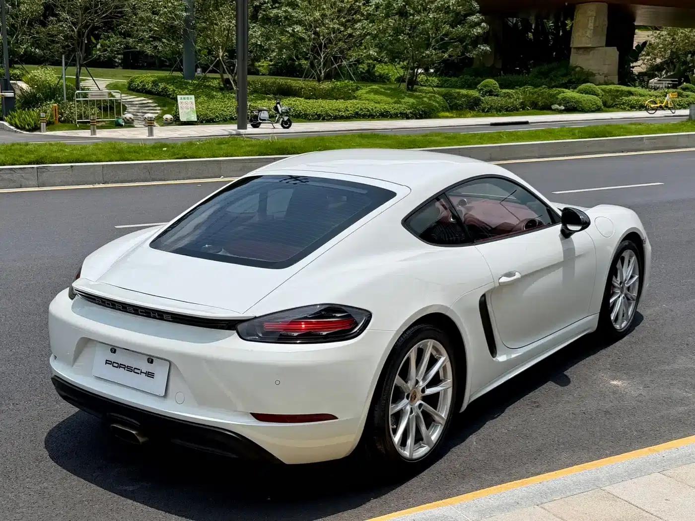 Porsche 718 Cayman 2018 2.0T — миниатюра 5
