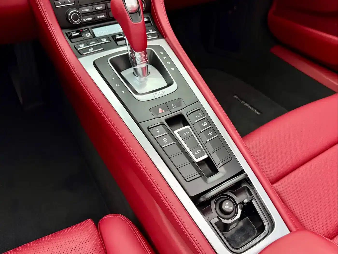 2022 Porsche 718 Boxster 2.0T — миниатюра 17