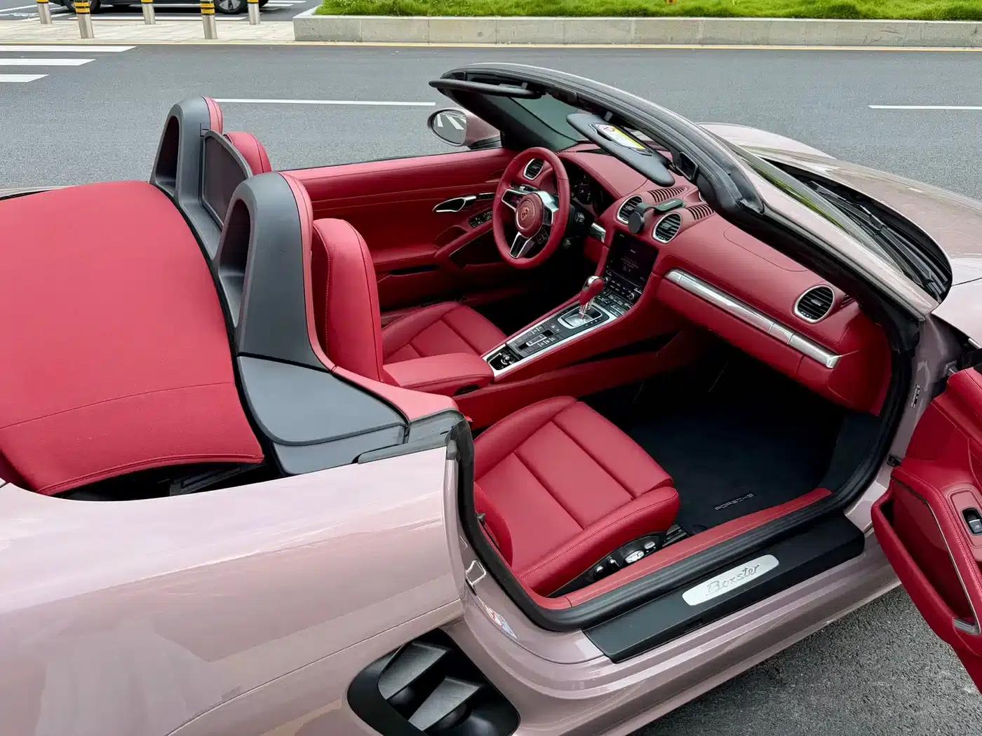 2022 Porsche 718 Boxster 2.0T — миниатюра 21