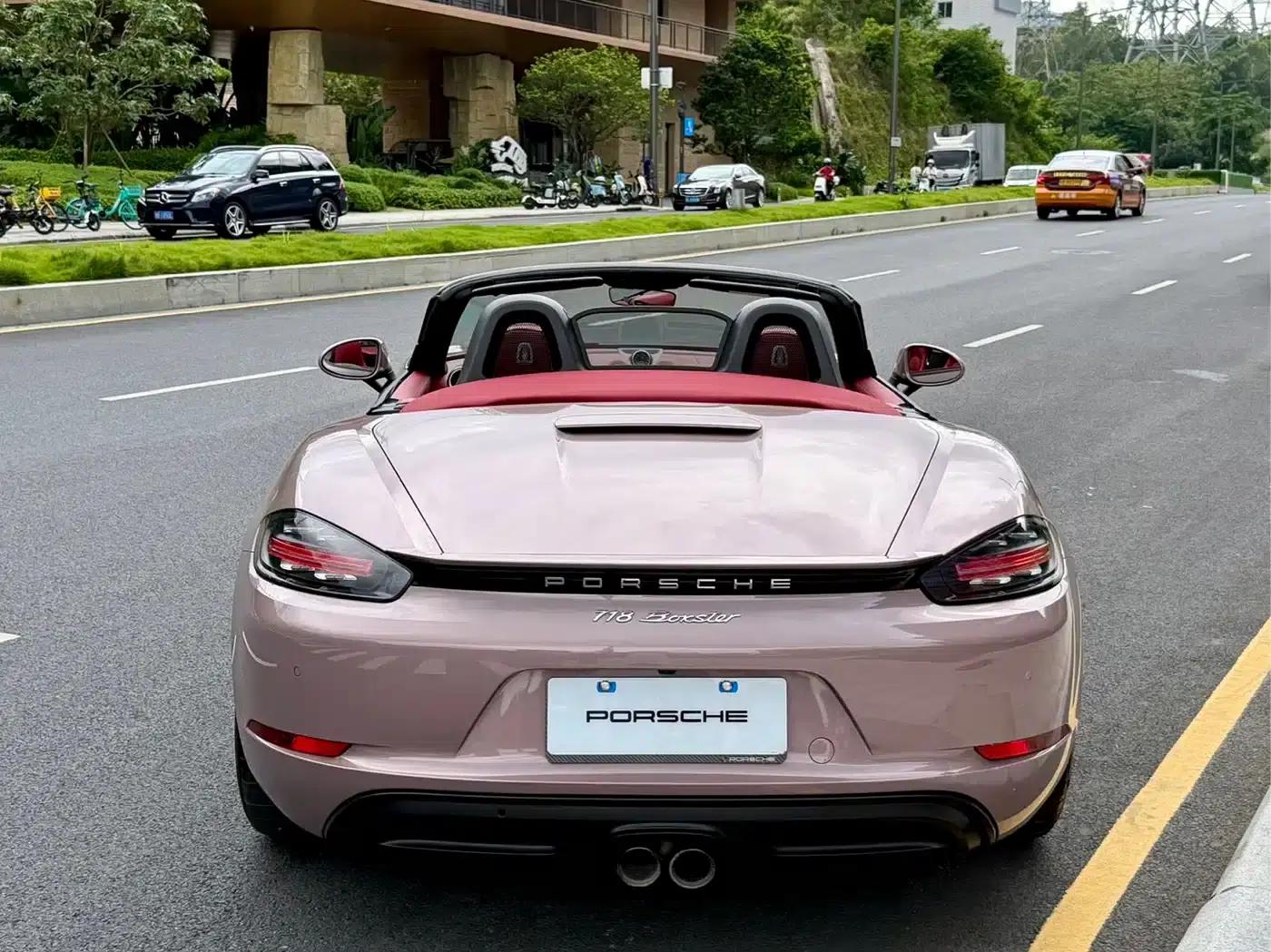 2022 Porsche 718 Boxster 2.0T — миниатюра 8