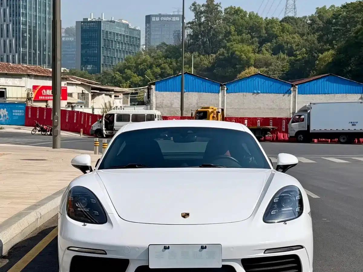 Porsche 718 Cayman 2016 2.0T — миниатюра 2