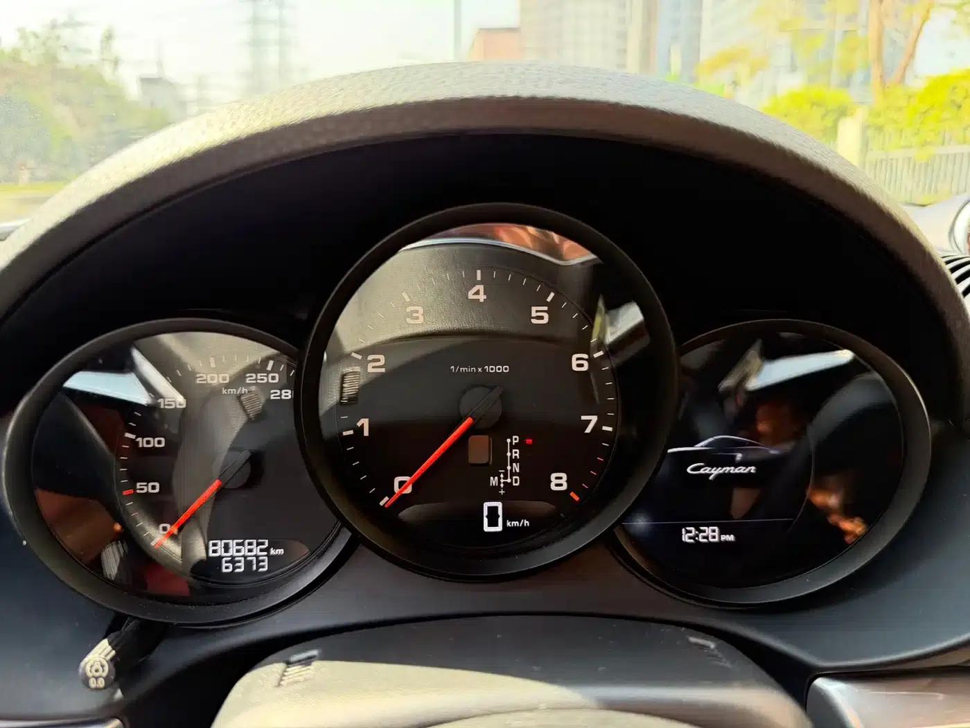 Porsche 718 Cayman 2016 2.0T — миниатюра 17