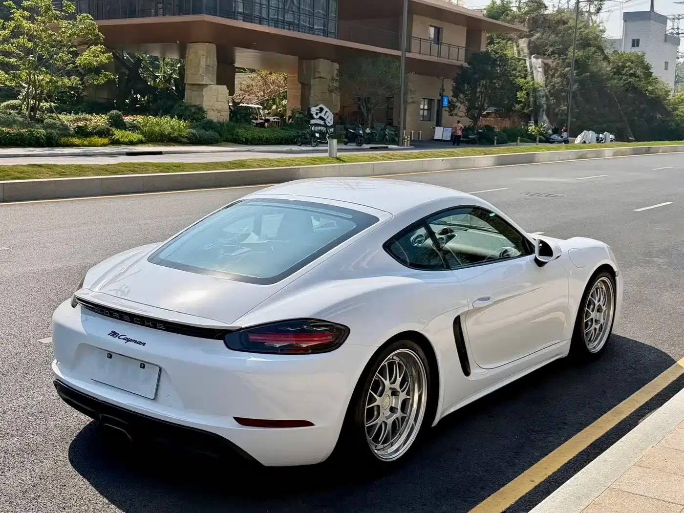 Porsche 718 Cayman 2016 2.0T — миниатюра 5