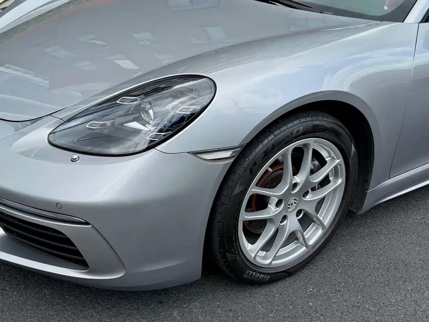 2022 Porsche 718 Boxster 2.0T — миниатюра 11