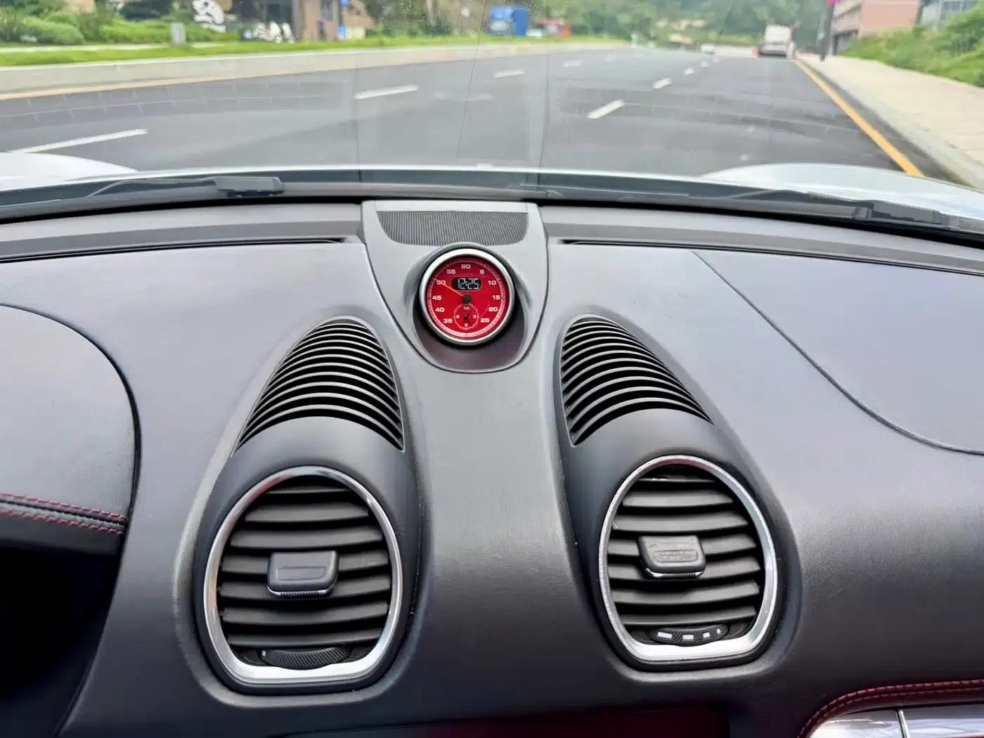 2022 Porsche 718 Boxster 2.0T — миниатюра 21