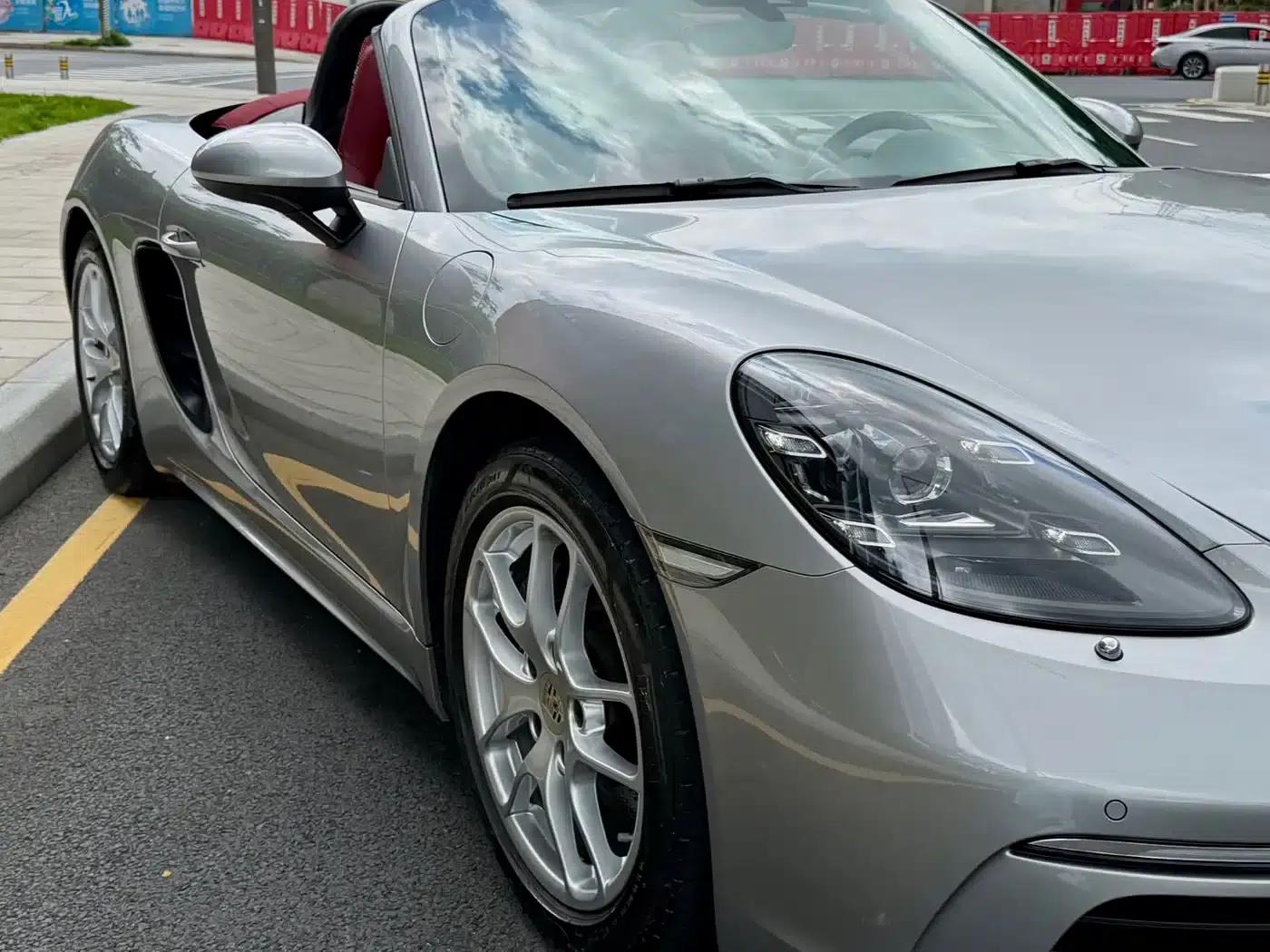 2022 Porsche 718 Boxster 2.0T — миниатюра 4