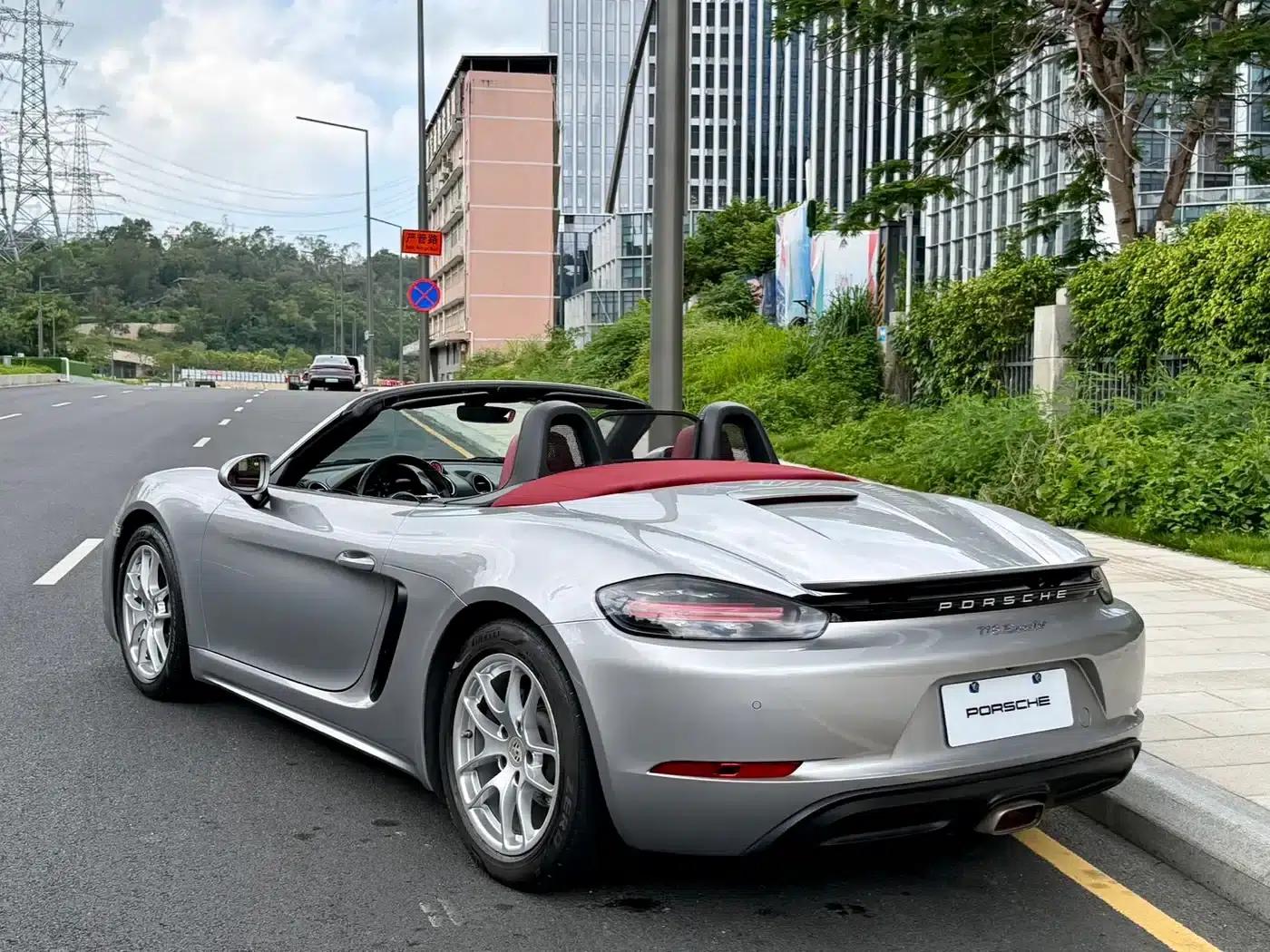 2022 Porsche 718 Boxster 2.0T — миниатюра 8