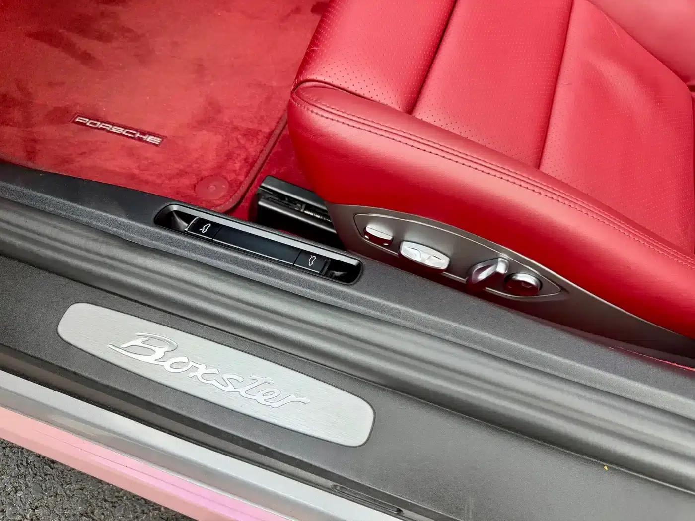 2022 Porsche 718 Boxster 2.0T — миниатюра 14