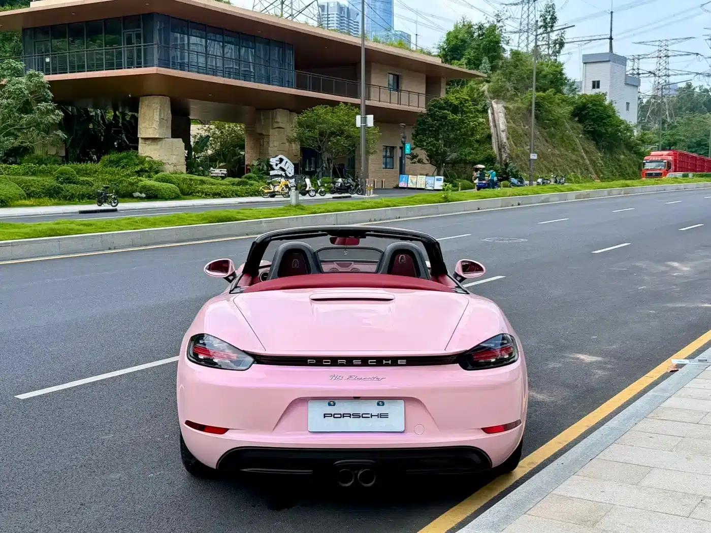 2022 Porsche 718 Boxster 2.0T — миниатюра 8