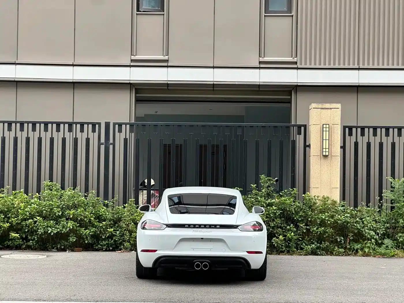 Porsche 718 Cayman 2020 2.0T — миниатюра 10