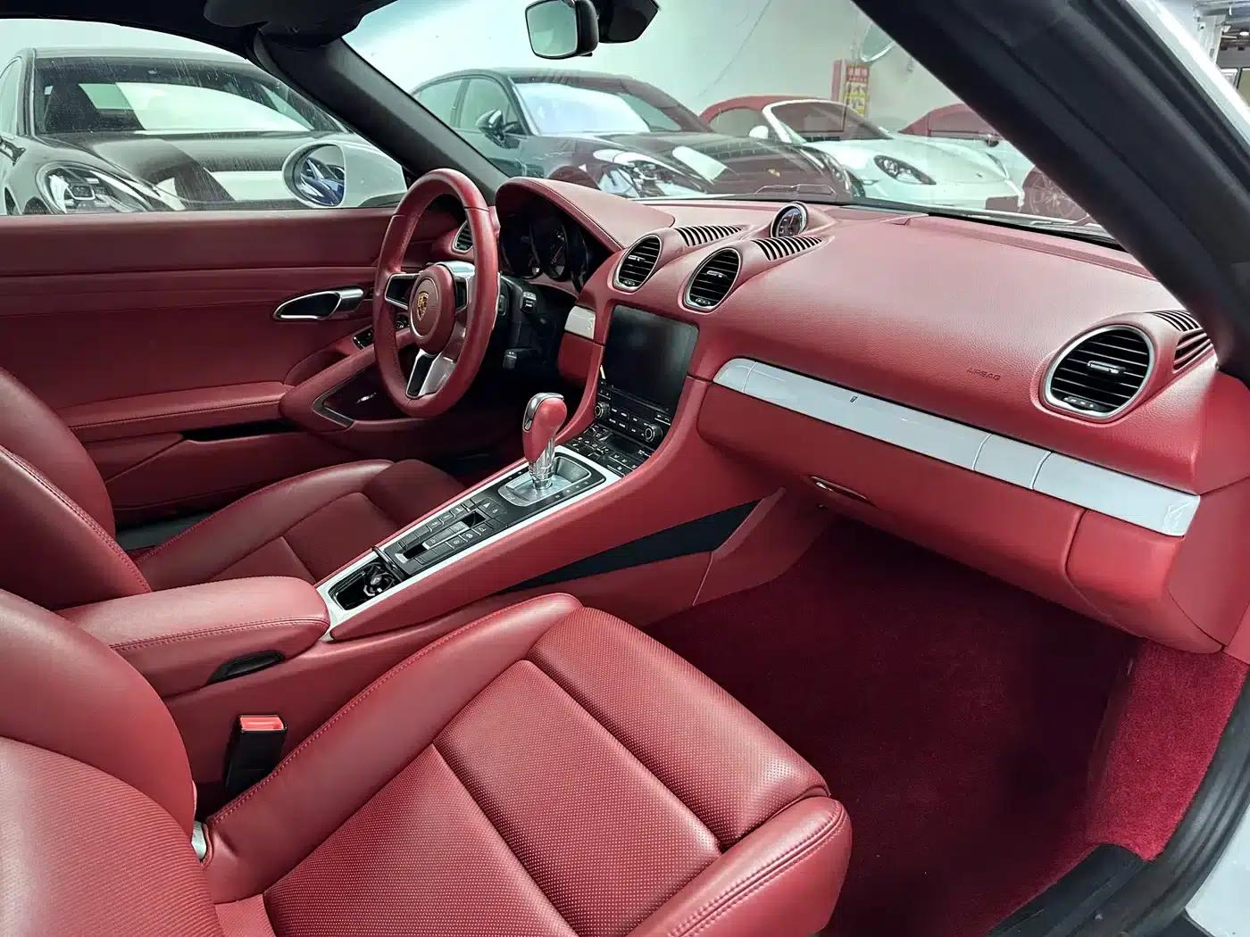2020 Porsche 718 Boxster 2.0T — миниатюра 13