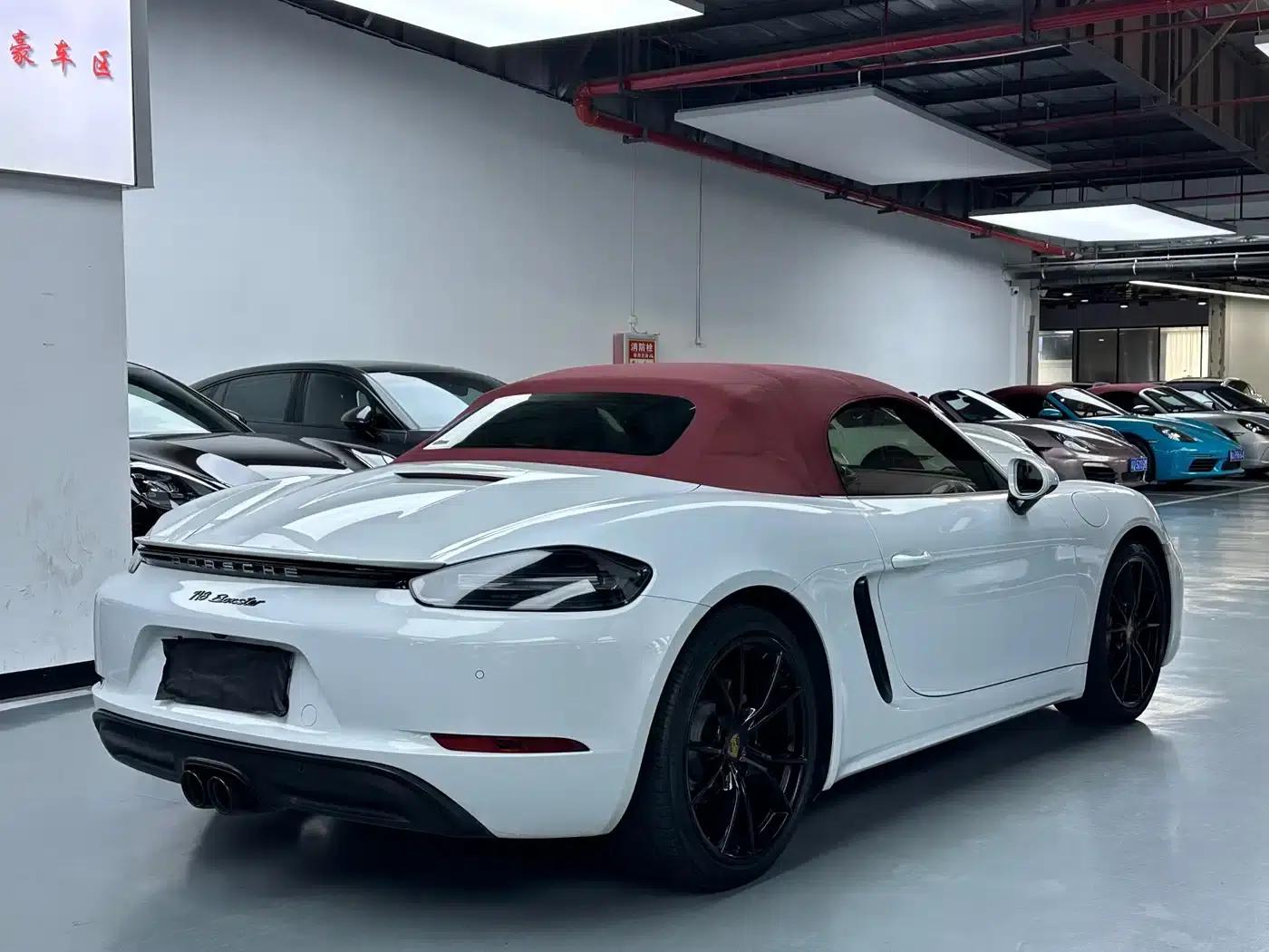 2020 Porsche 718 Boxster 2.0T — миниатюра 18