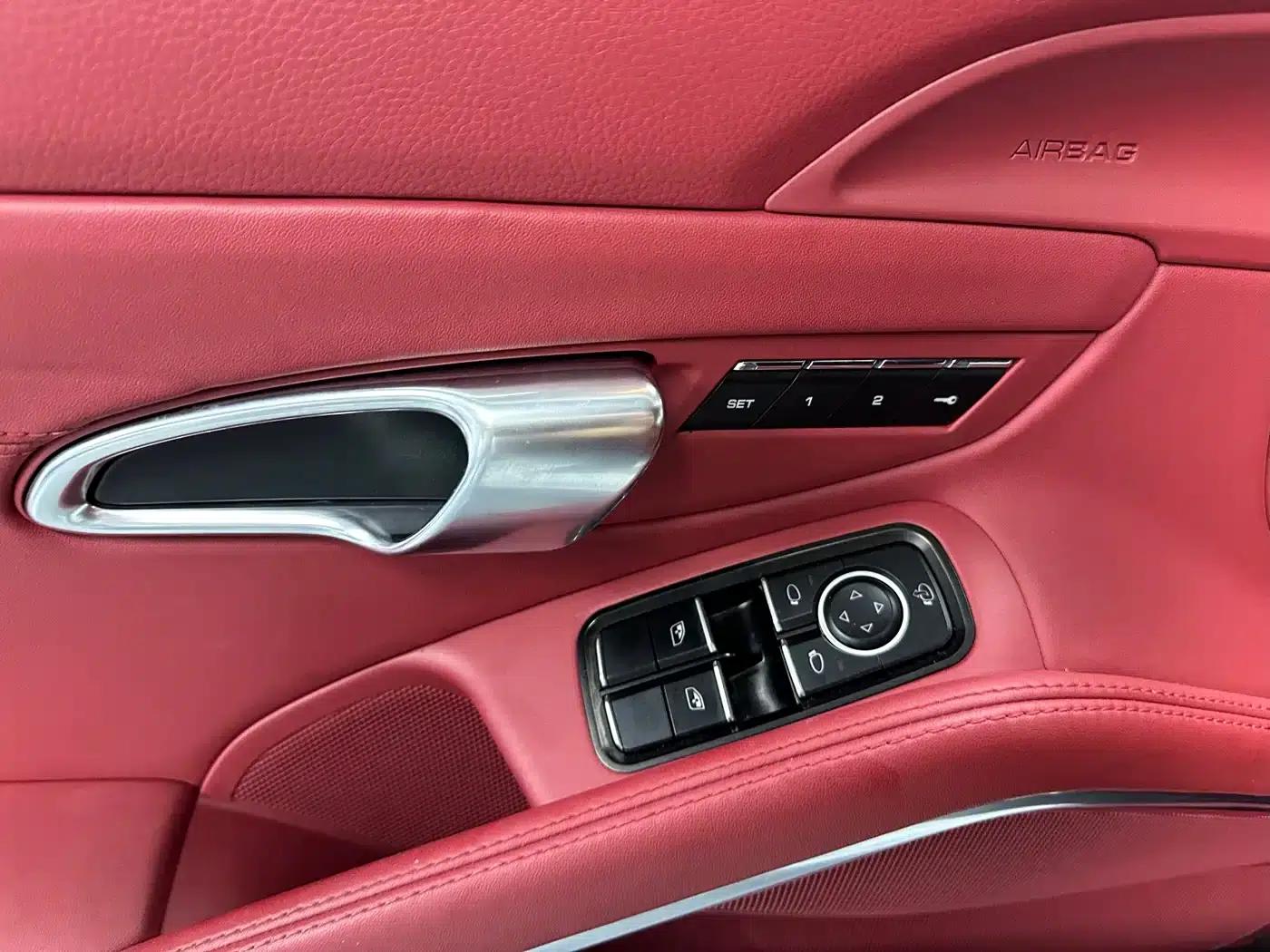2020 Porsche 718 Boxster 2.0T — миниатюра 7