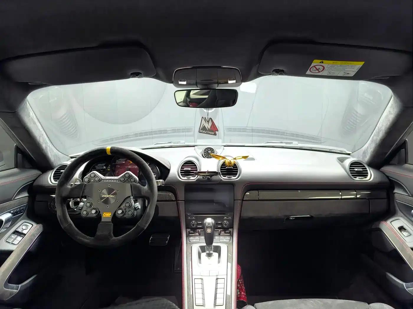 Porsche 718 2018 Cayman GTS 2.5T — миниатюра 5