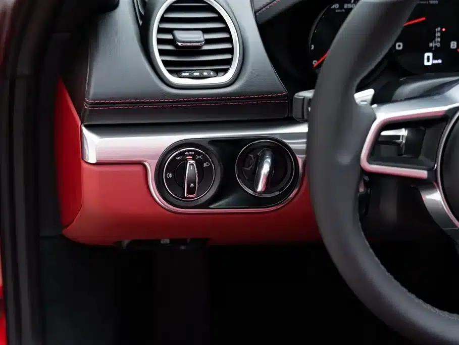 2022 Porsche 718 Boxster 2.0T — миниатюра 17