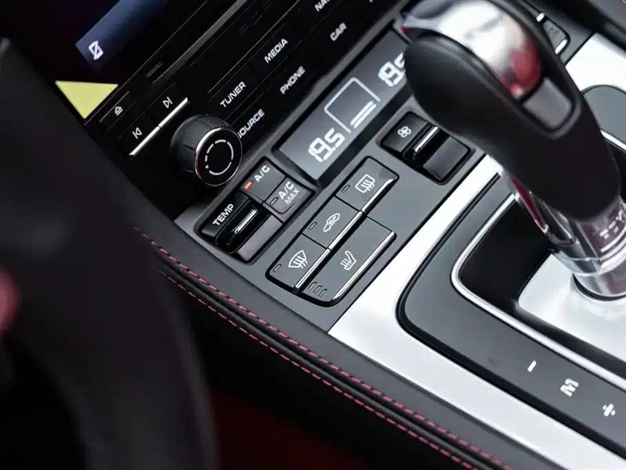 2022 Porsche 718 Boxster 2.0T — миниатюра 19