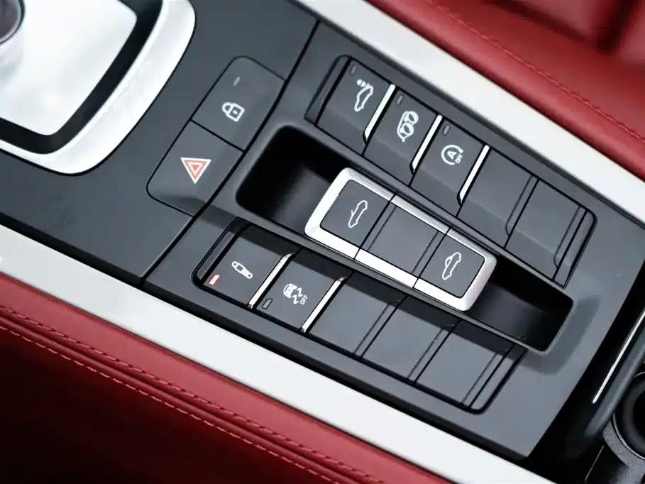 Porsche 718 2022 Spyder 2.0T — миниатюра 22