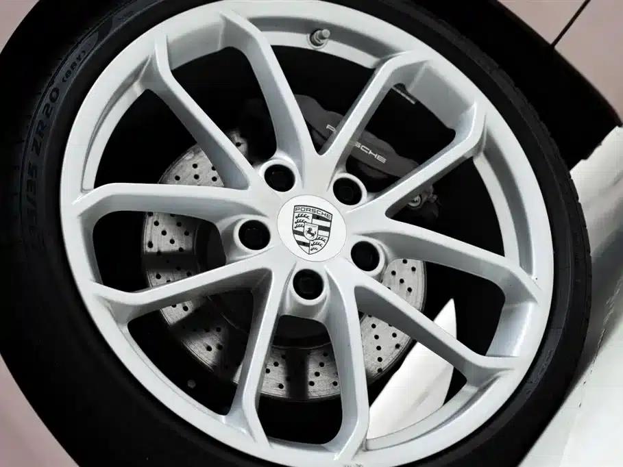 Porsche 718 2022 Spyder 2.0T — миниатюра 6