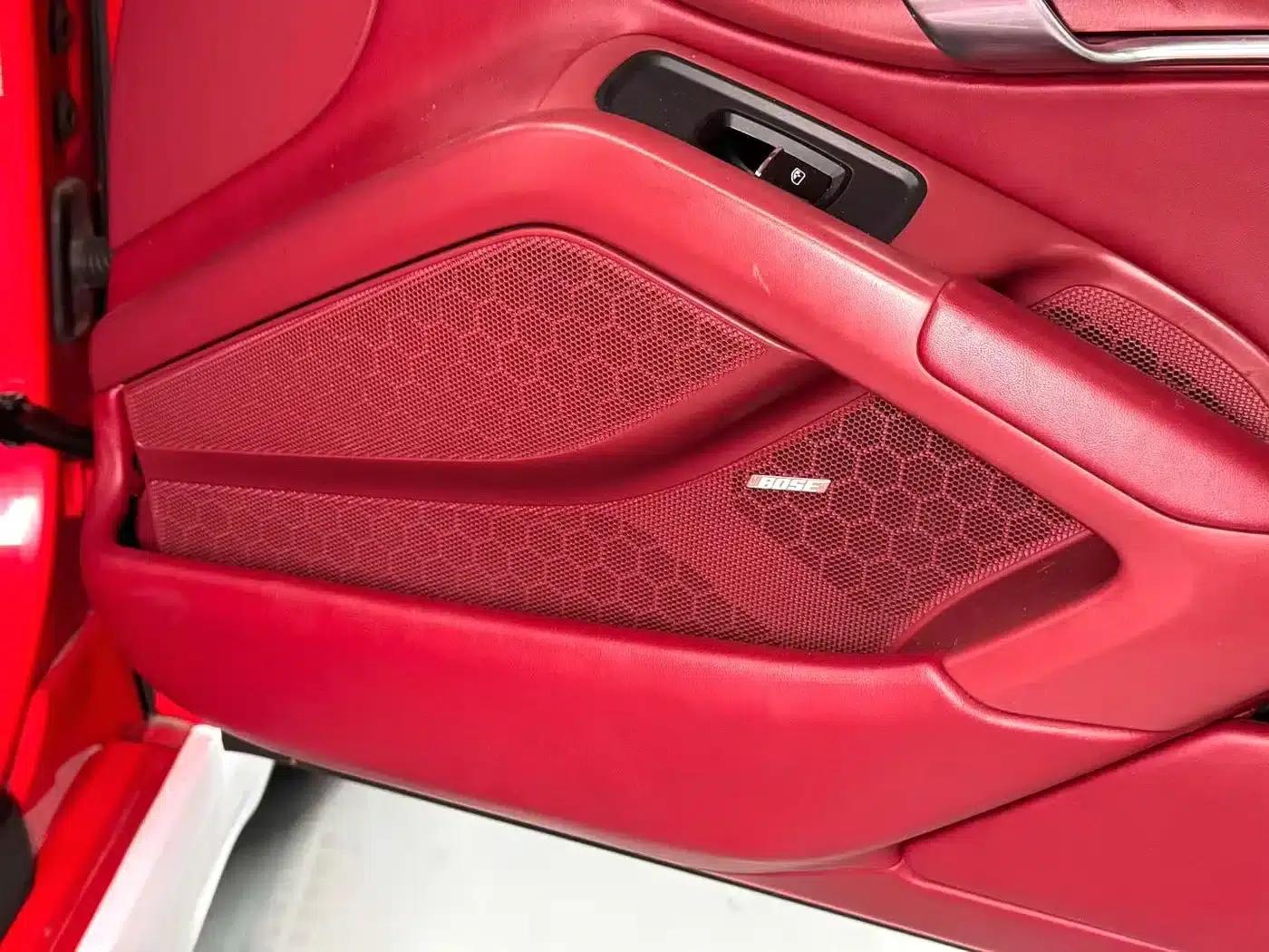 2020 Porsche 718 Boxster 2.0T — миниатюра 7