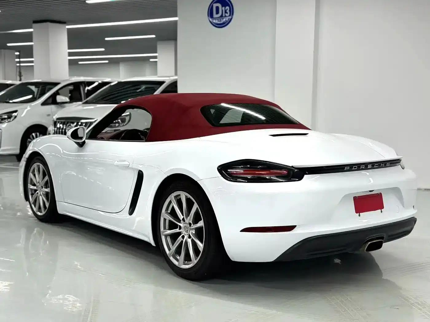 2020 Porsche 718 Boxster 2.0T — миниатюра 9