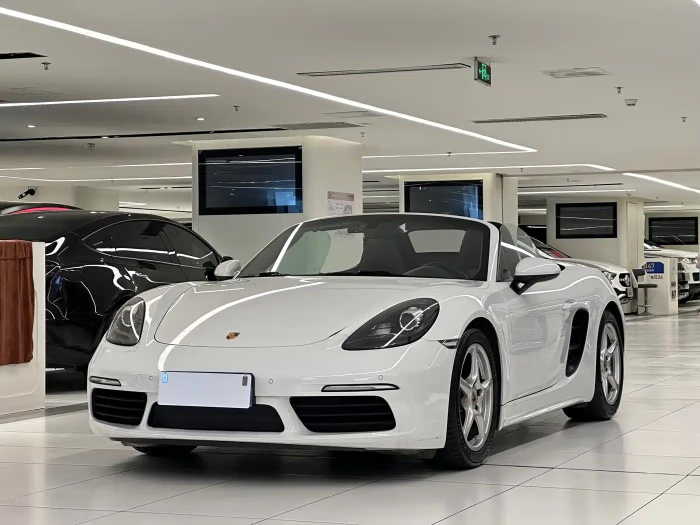2018 Porsche 718 Boxster 2.0T — миниатюра 1