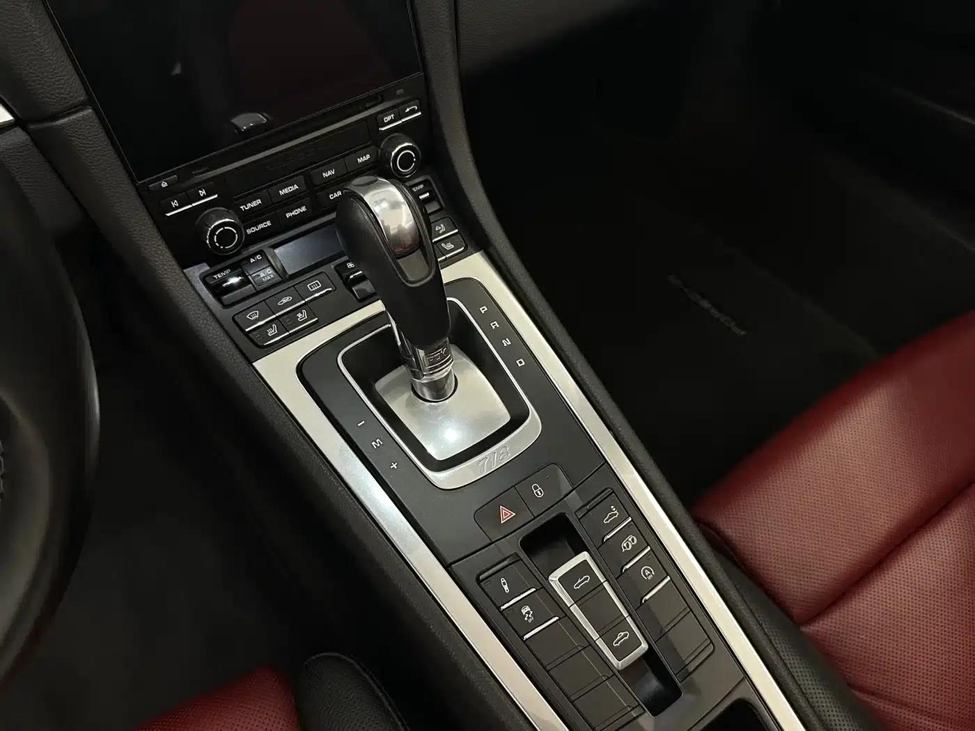 2018 Porsche 718 Boxster 2.0T — миниатюра 14