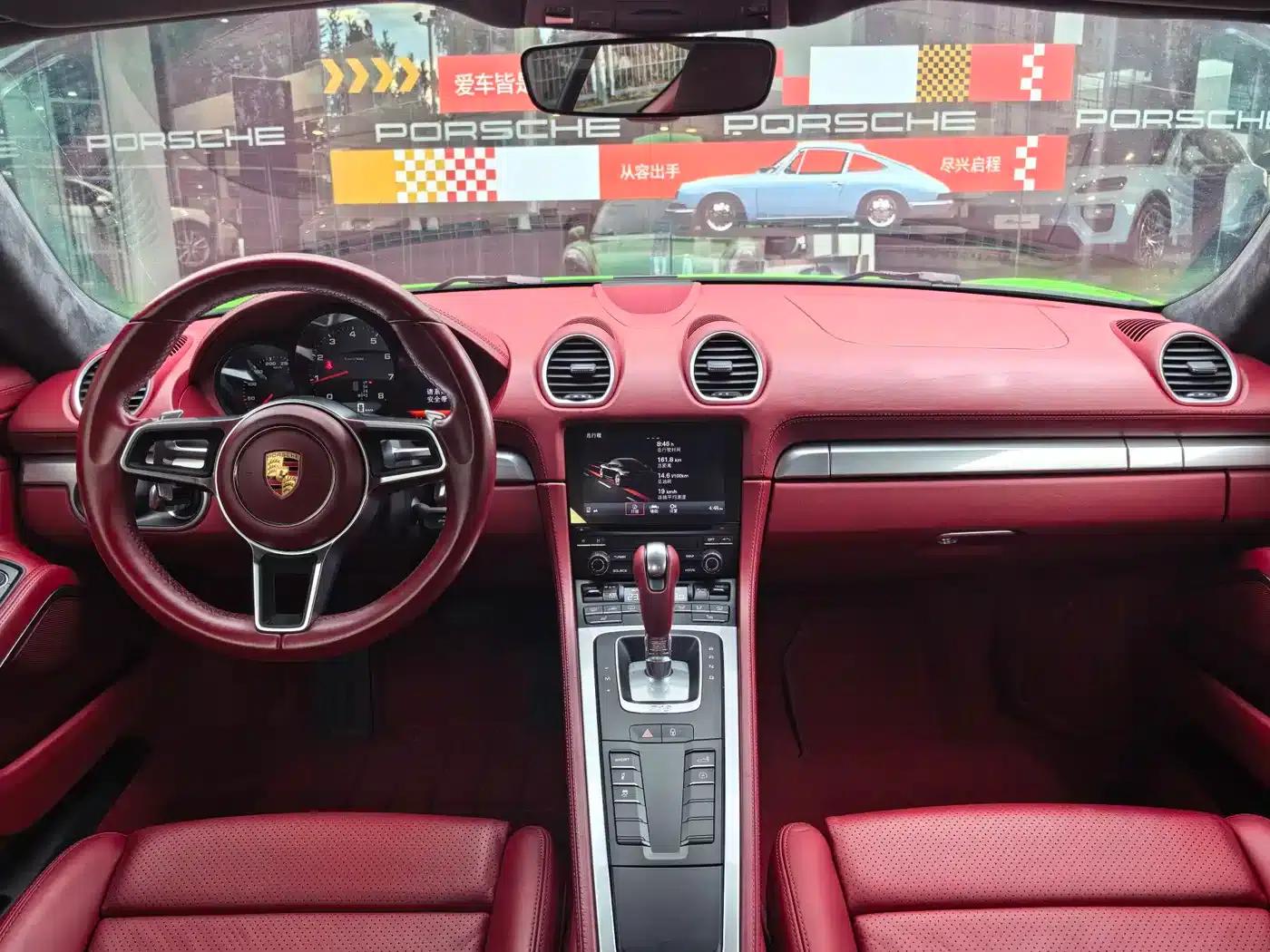 Porsche 718 Cayman 2016 2.0T — миниатюра 4