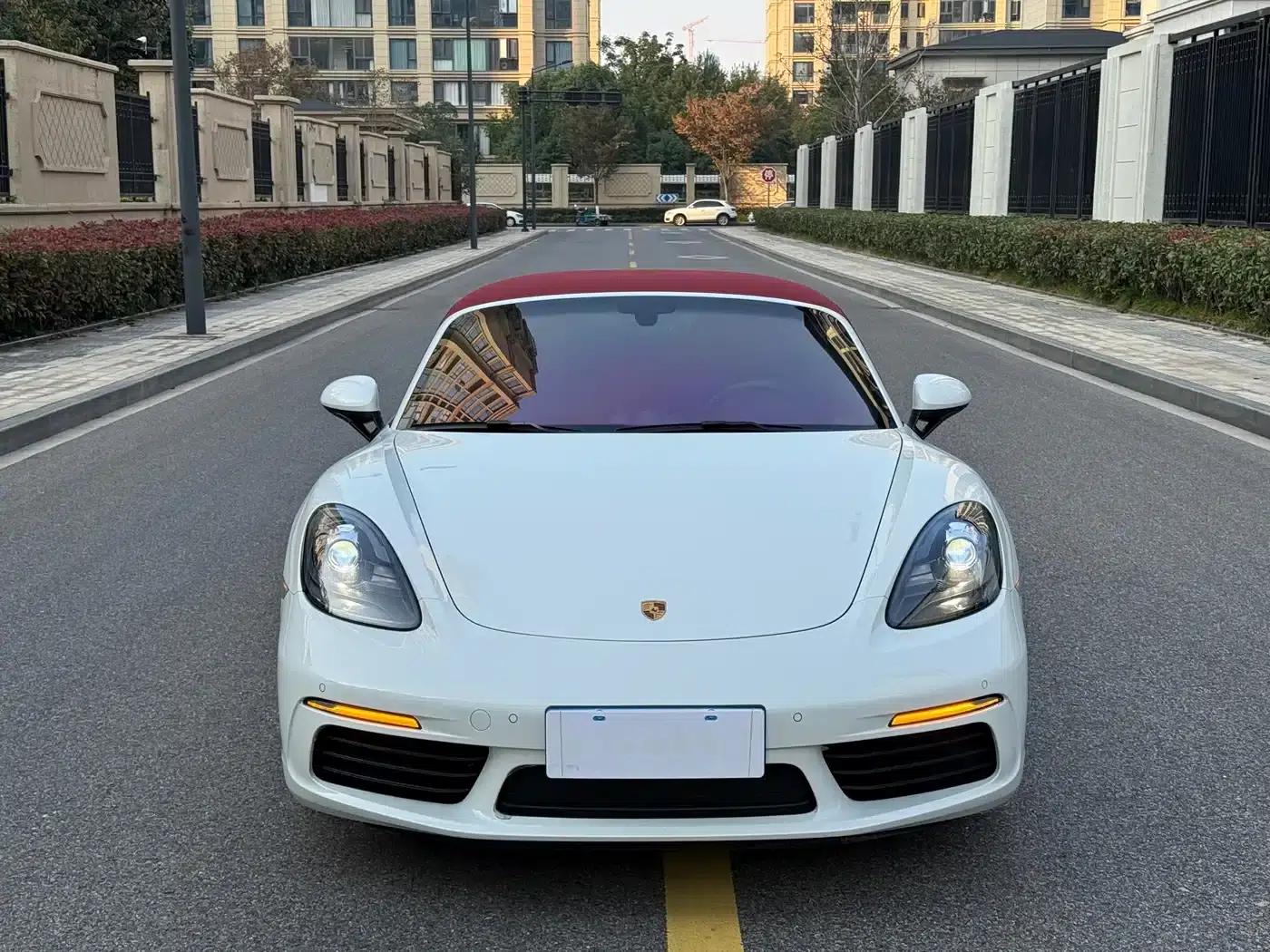 2022 Porsche 718 Boxster 2.0T — миниатюра 2