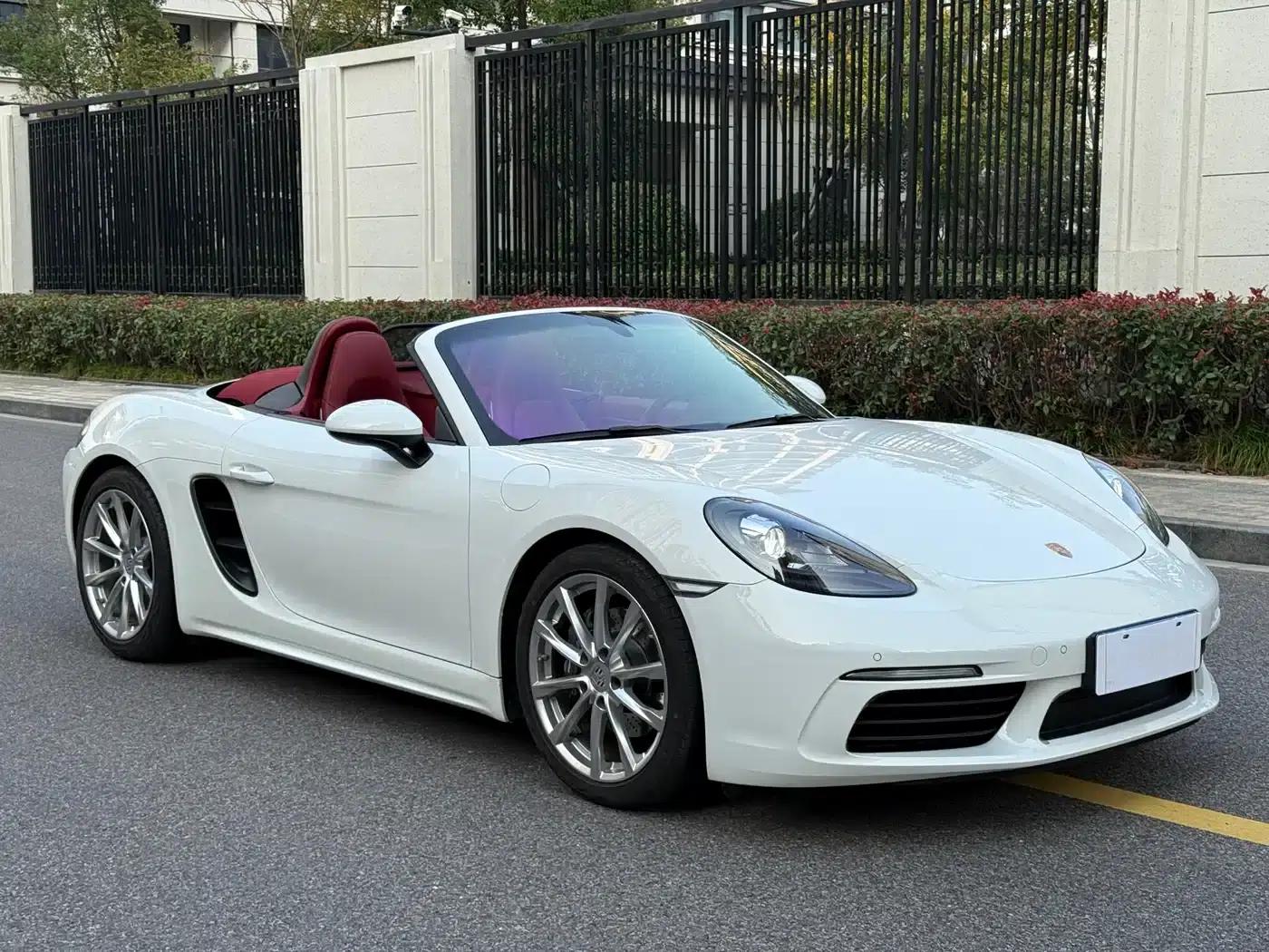 2022 Porsche 718 Boxster 2.0T — миниатюра 13