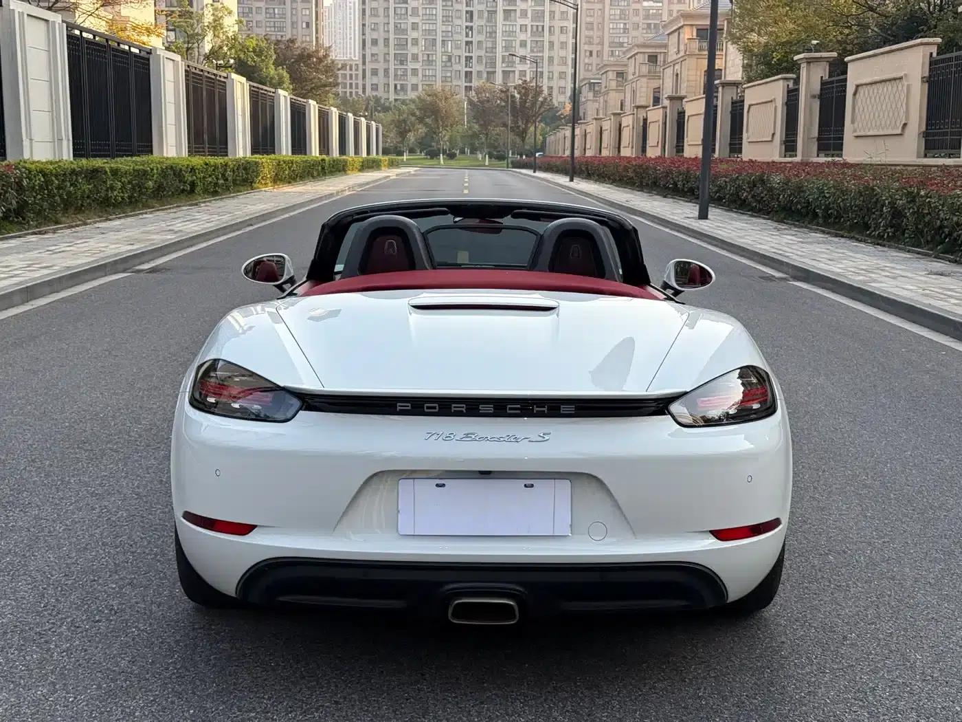 2022 Porsche 718 Boxster 2.0T — миниатюра 14