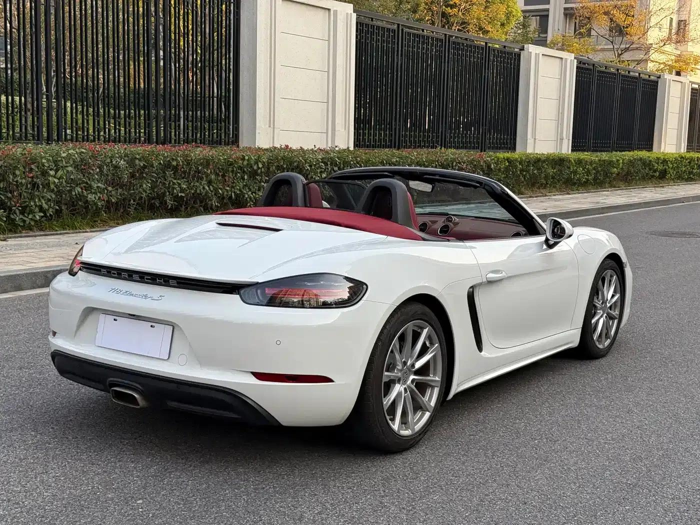 2022 Porsche 718 Boxster 2.0T — миниатюра 15
