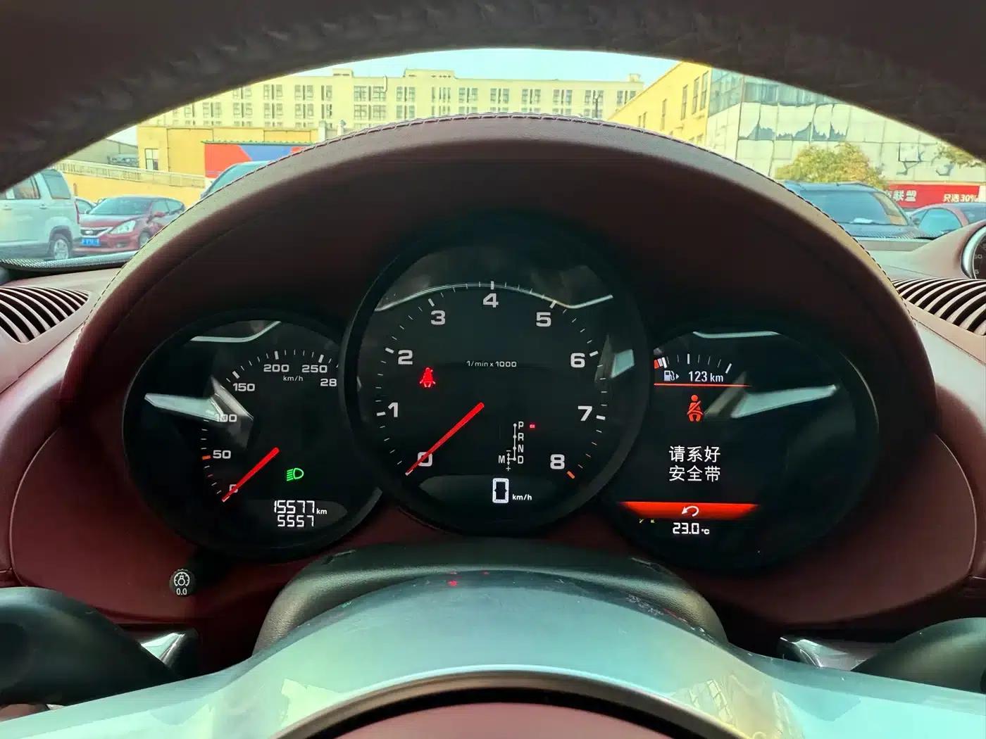 2022 Porsche 718 Boxster 2.0T — миниатюра 18