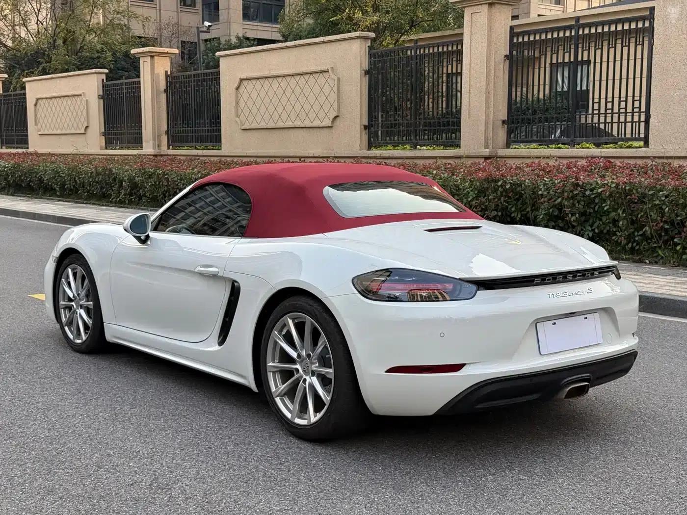 2022 Porsche 718 Boxster 2.0T — миниатюра 6