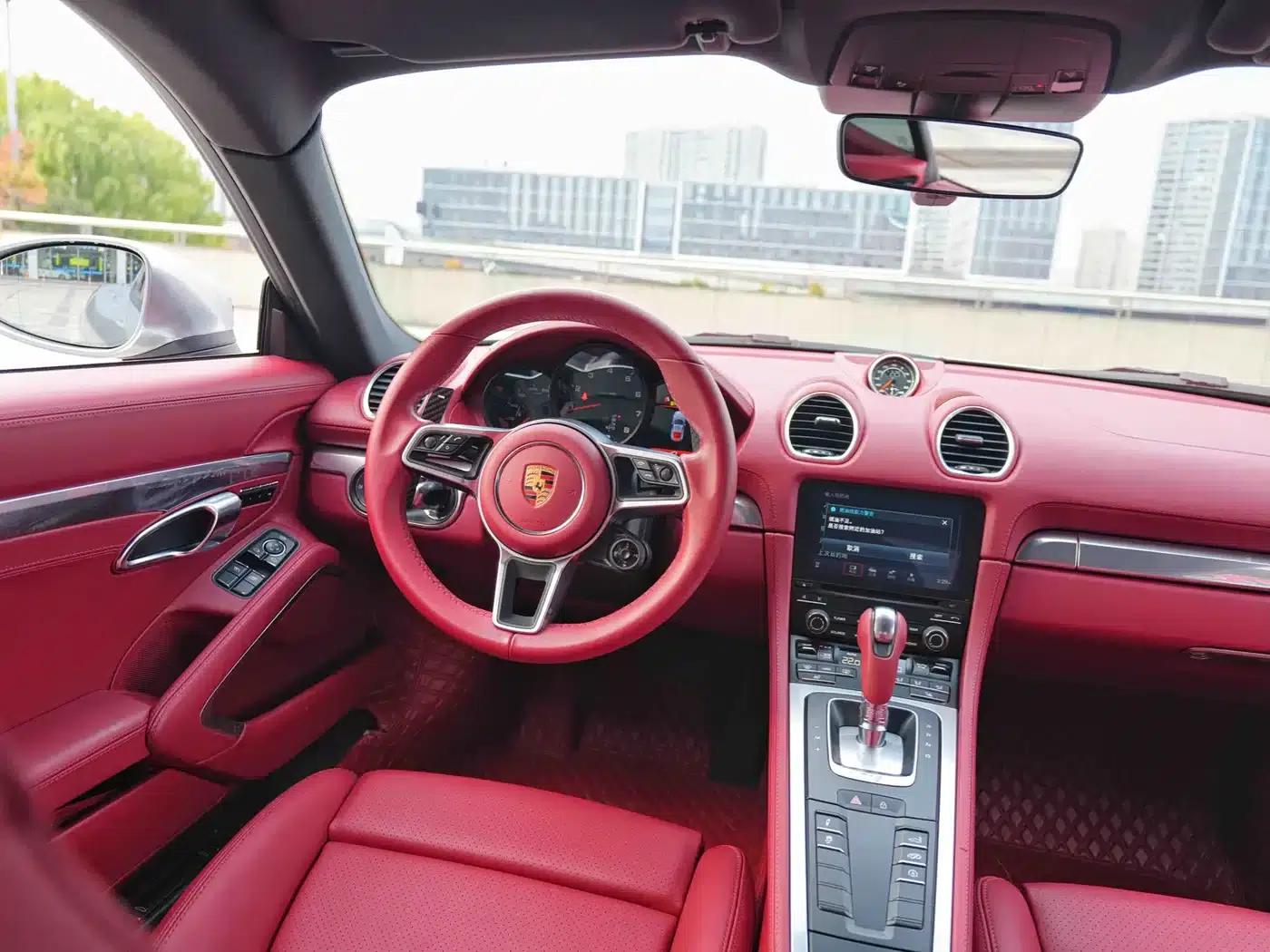 Porsche 718 Cayman 2022 2.0T — миниатюра 13