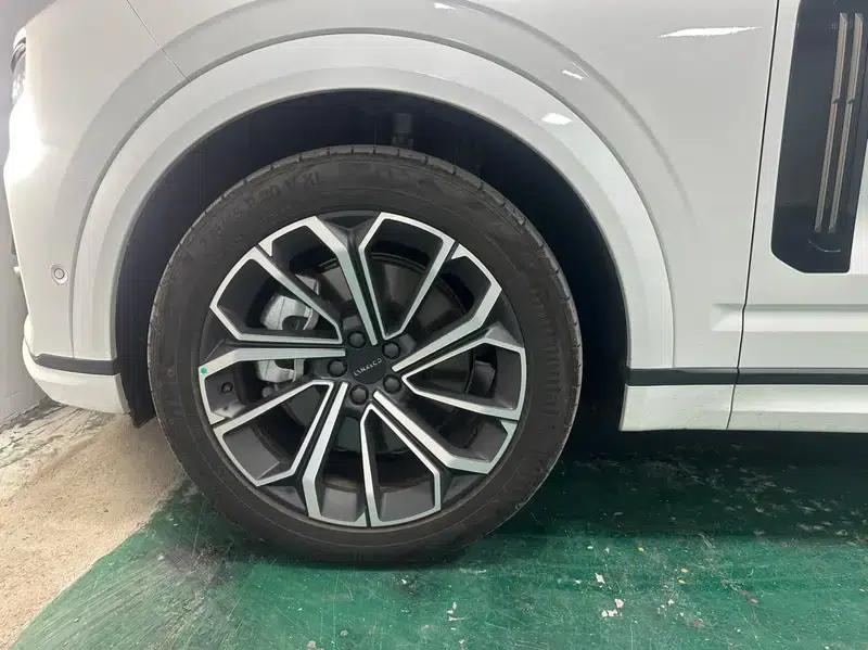 Lynk & Co 09 EM-P 2024 Model EM-P 2.0TD 7-Seat PRO — миниатюра 7