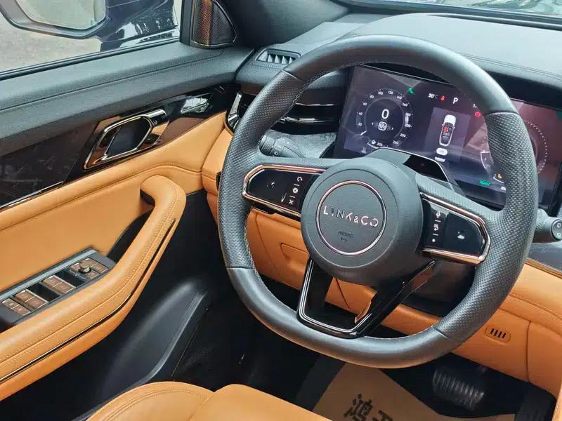 Lynk & Co 09 EM-P 2021 2.0TD Performance Edition Six-Seat Halo — миниатюра 19