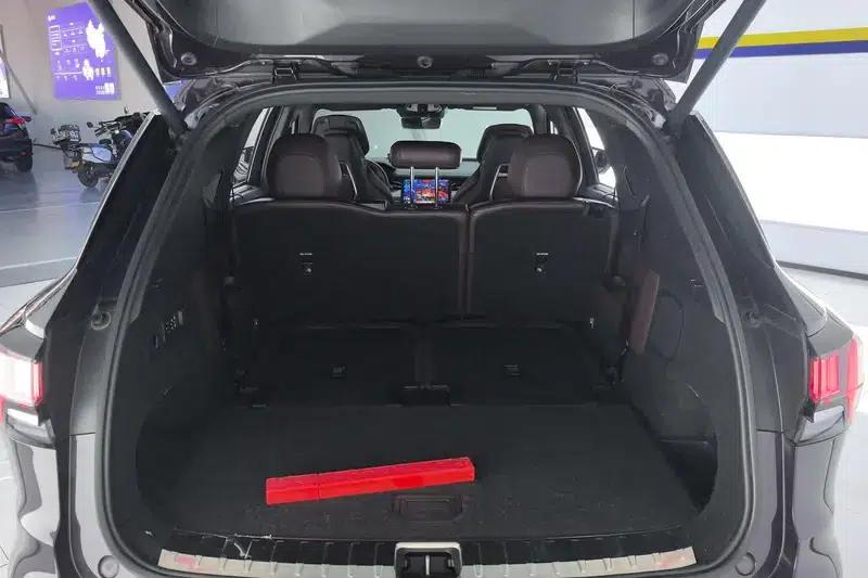 Lynk & Co 09 EM-P 2021 2.0TD Performance Edition 7-Seat Ultra — миниатюра 17