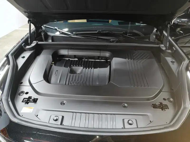 Lynk & Co 09 EM-P 2024 EM-P 2.0TD Six-Seat ULTRA — миниатюра 9