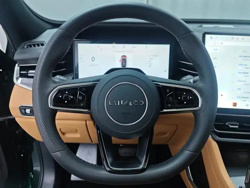 Lynk & Co 09 EM-P 2025 Model EM-P 2.0TD Five-Seat MAX — миниатюра 15