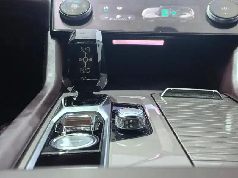 Lynk & Co 09 EM-P 2021 2.0TD Performance Edition Six-Seat Ultra — миниатюра 22