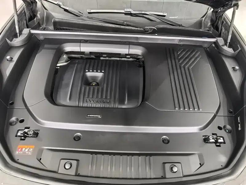 Lynk & Co 09 EM-P 2021 2.0TD Performance Edition Six-Seat Halo — миниатюра 6