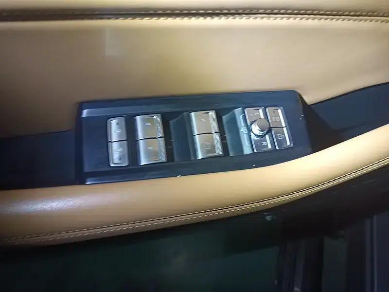 Lynk & Co 09 EM-P 2023 Model EM-P 2.0TD Long Range Edition Six-Seat PM — миниатюра 15