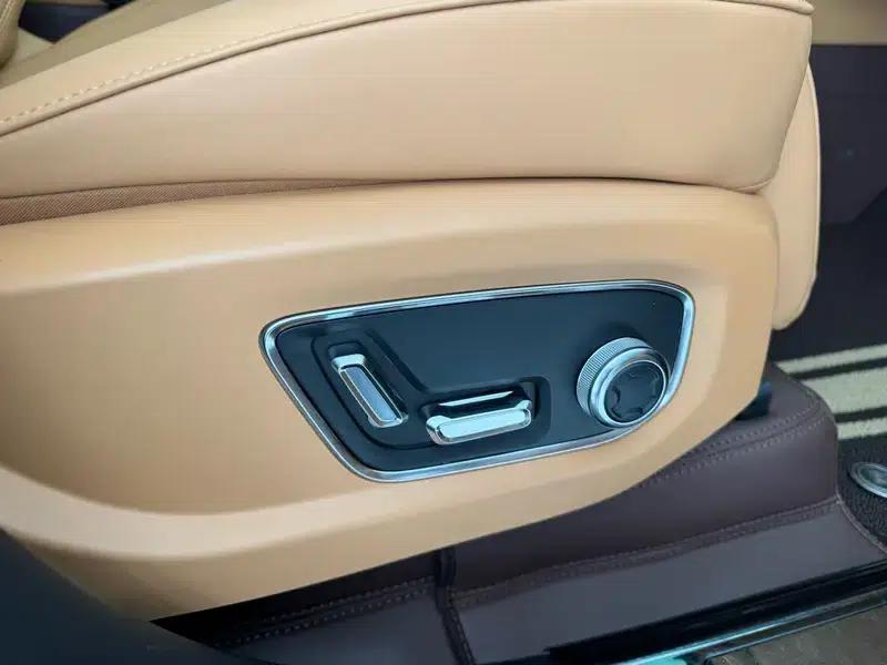 Lynk & Co 09 EM-P 2025 Model EM-P 2.0TD Five-Seat MAX — миниатюра 17