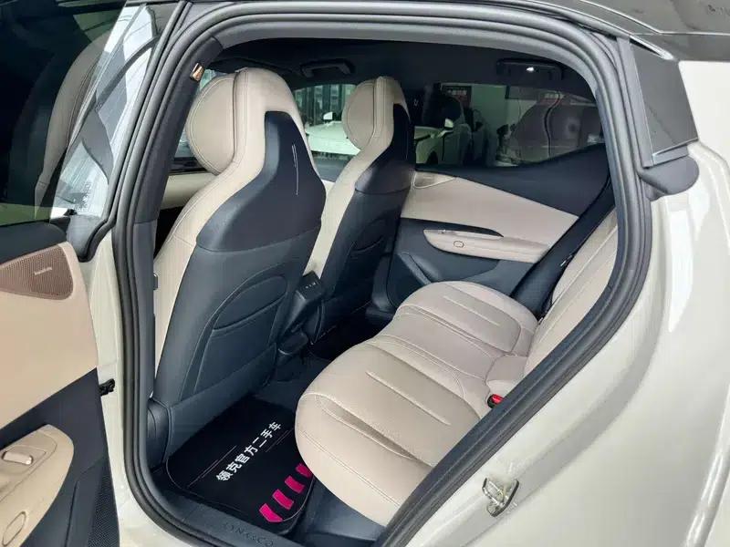 Lynk & Co Z20 2025 Model 530km RWD Max Sunrise Edition — миниатюра 10
