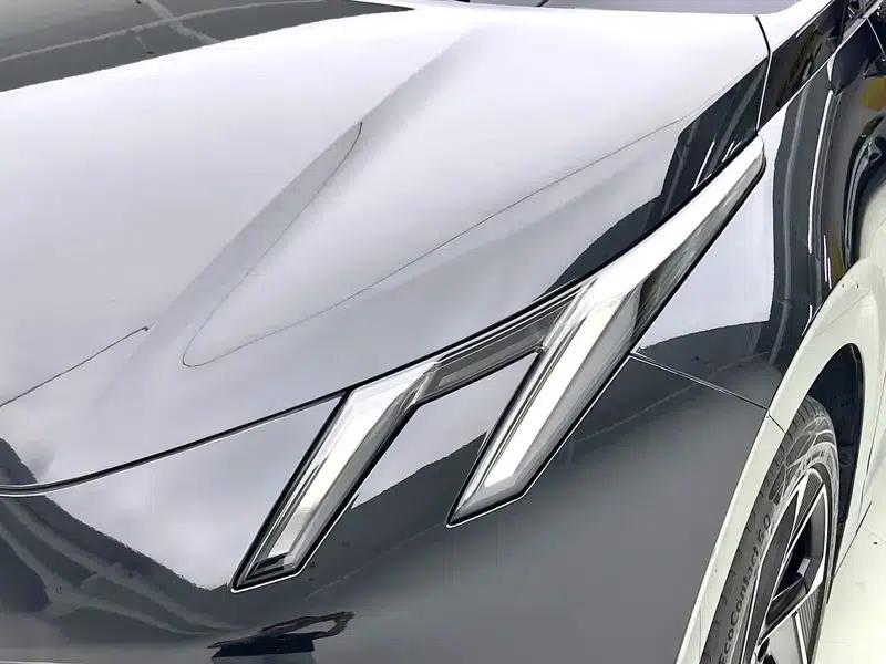 Lynk & Co Z20 2025 Model 530km RWD Max Sunrise Edition — миниатюра 12
