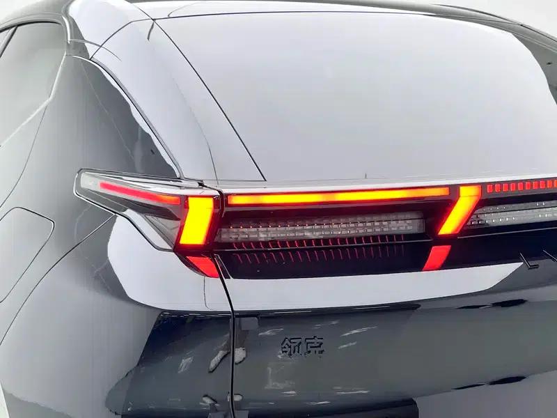 Lynk & Co Z20 2025 Model 530km RWD Max Sunrise Edition — миниатюра 13