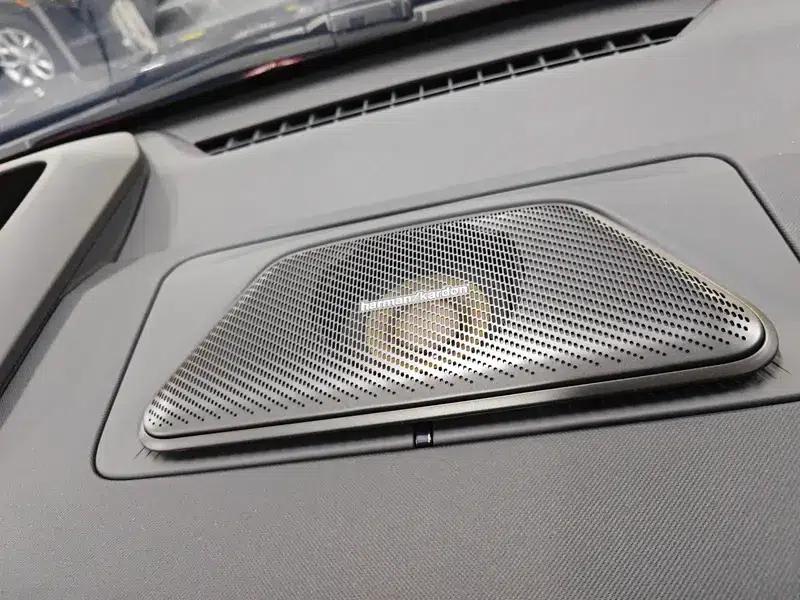 Lynk & Co Z20 2025 Model 530km RWD Max Sunrise Edition — миниатюра 25