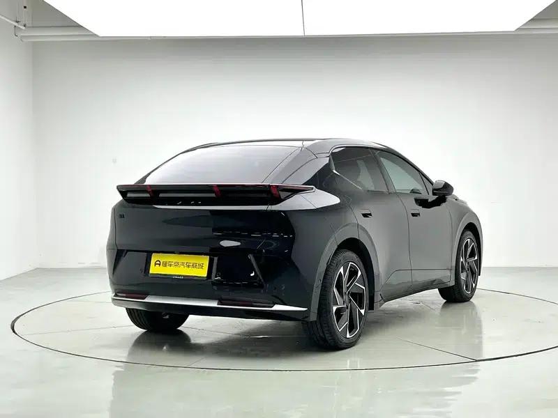 Lynk & Co Z20 2025 Model 530km RWD Max Sunrise Edition — миниатюра 7