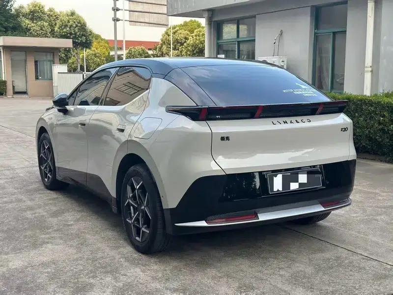 Lynk & Co Z20 2025 Model 530km RWD Pro — миниатюра 4
